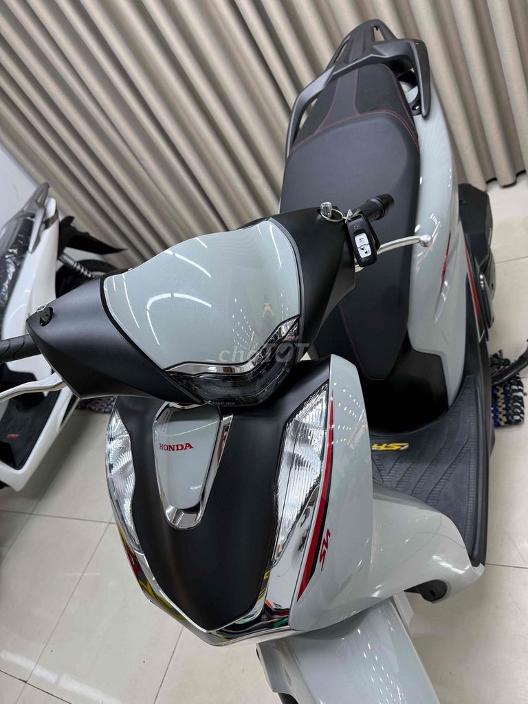 SH 125abs siêu lướt mới chạy 1 ngàn km. Mua bán Xe máy tại Quận Thanh Khê Đà Nẵng được đăng bởi THẾ MẪN CHUYÊN XE LƯỚT CÓ BÁN TRẢ GÓP  hình 4