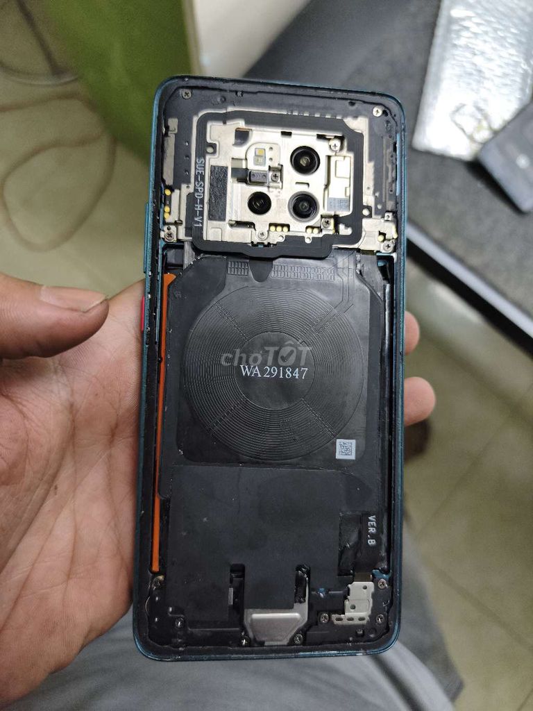 Huawei Mate 20 Pro hư main cảm ứng tốt. Mua bán Điện thoại tại Quận 6 Tp Hồ Chí Minh được đăng bởi Messi hình 1
