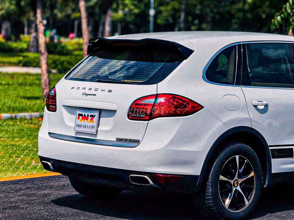 Siêu phẩm Porsche Cayenne Model 2014. Mua bán Ô tô tại Quận 7 Tp Hồ Chí Minh được đăng bởi JENNIE hình 5