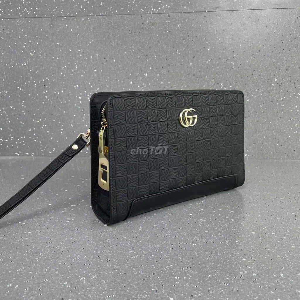 Ví Cầm Tay Nam/ Clutch GC Khoá Vân Tay Cao Cấp. Mua bán Túi xách tại Quận Bình Tân Tp Hồ Chí Minh được đăng bởi Trúc Phương hình 1