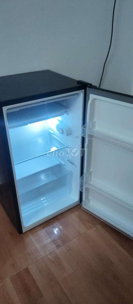 Tủ lạnh Electrolux mini Đen đã qua sử dụng. Mua bán Tủ lạnh tại Quận Bình Tân Tp Hồ Chí Minh được đăng bởi Hc hình 1