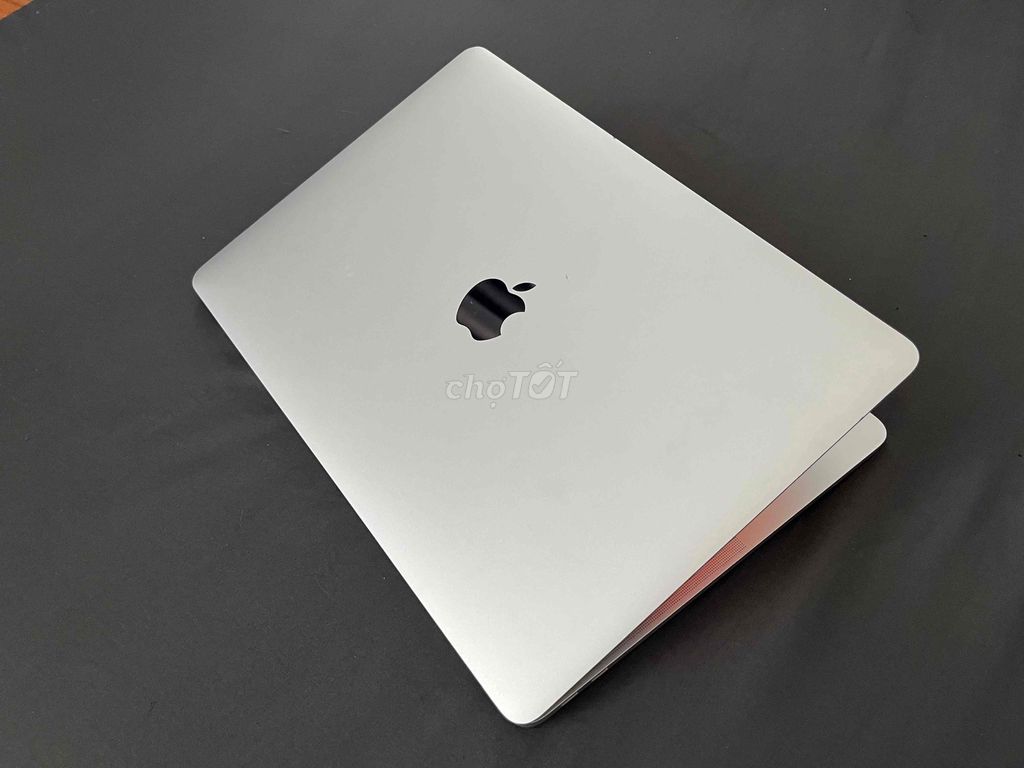 Apple Macbook Pro 2020 Bạc . Sài kĩ mới 98%. Mua bán Laptop tại Quận Tân Bình Tp Hồ Chí Minh được đăng bởi Thuy hình 1