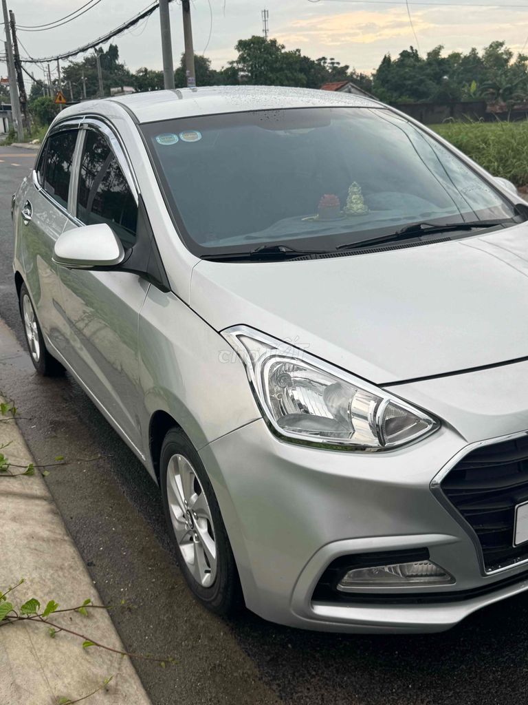 Hyundai Grand i10 2018 Sedan 1.2 AT Cần Bán. Mua bán Ô tô tại Huyện Hóc Môn Tp Hồ Chí Minh được đăng bởi Huy Phát hình 2