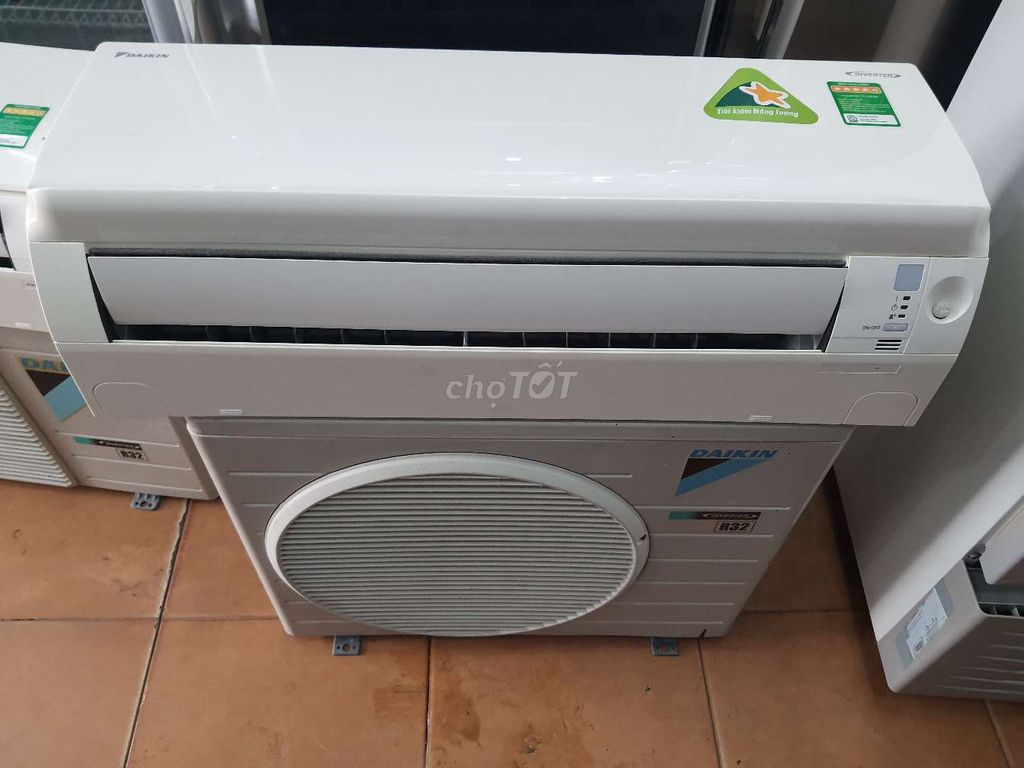 Máy lạnh Daikin inverter 1,5hp mới 90%