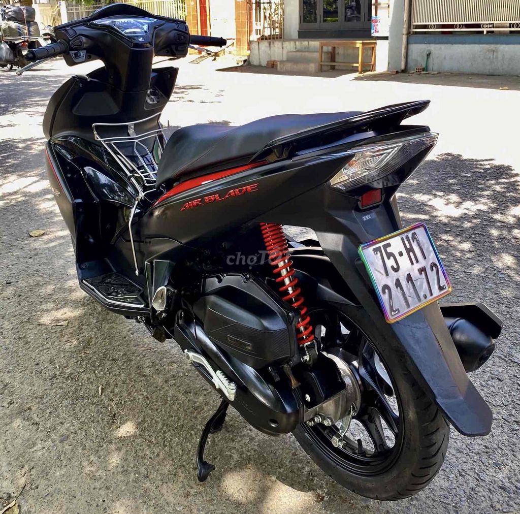 Bán Ab 2014. đen nhám . máy ngon về chỉ việc đi. Mua bán Xe máy tại Thành phố Huế Thừa Thiên Huế được đăng bởi Bi Nguyễn hình 3