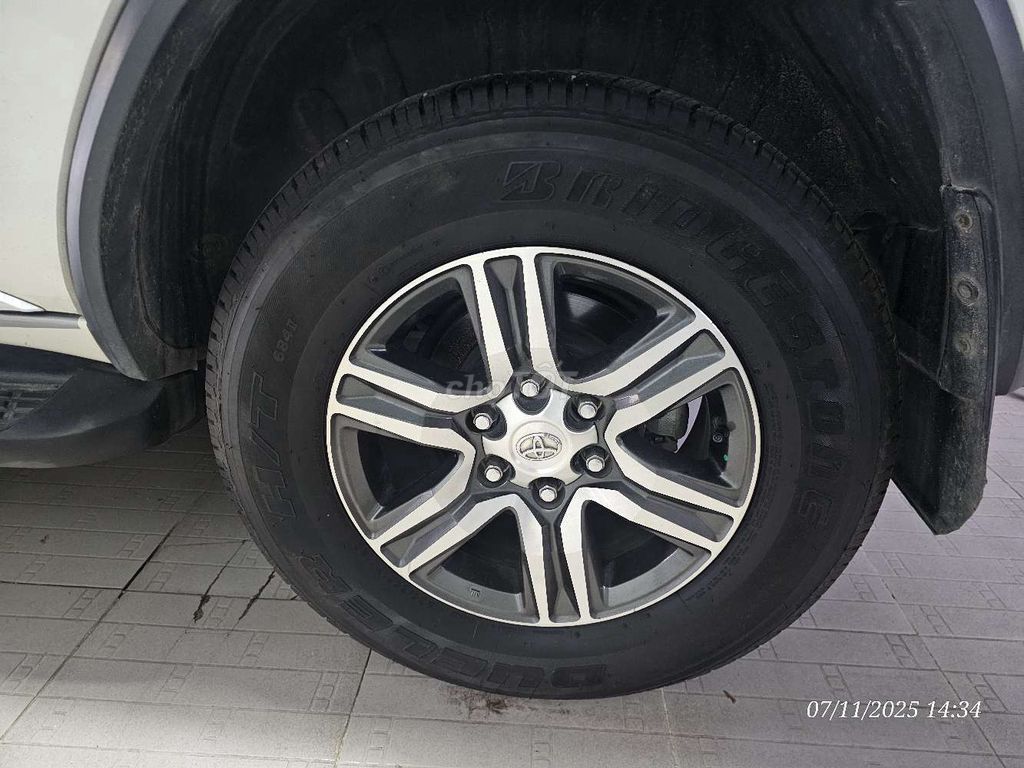 Toyota Fortuner 2.4AT 41.000 km. Mua bán Ô tô tại Quận Gò Vấp Tp Hồ Chí Minh được đăng bởi Cường Lã Auto hình 8