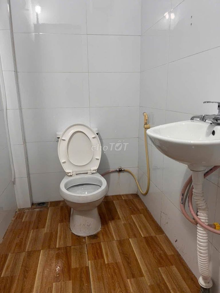 Аренда дома 35м² x 4 этажа, 3 спальни, всё включено, авто, Хоанг Май