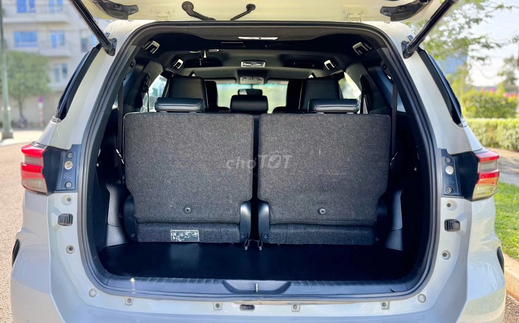 Toyota Fortuner Legender 2022 4x2AT 34000 km. Mua bán Ô tô tại Quận 10 Tp Hồ Chí Minh được đăng bởi ĐỨC XE LƯỚT hình 5