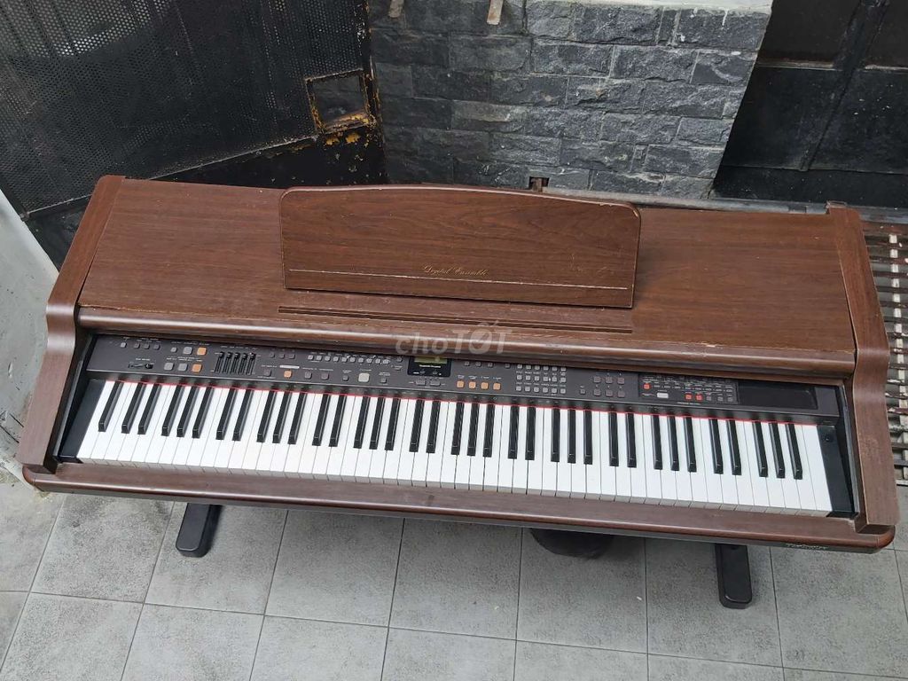 Thanh lý đàn piano