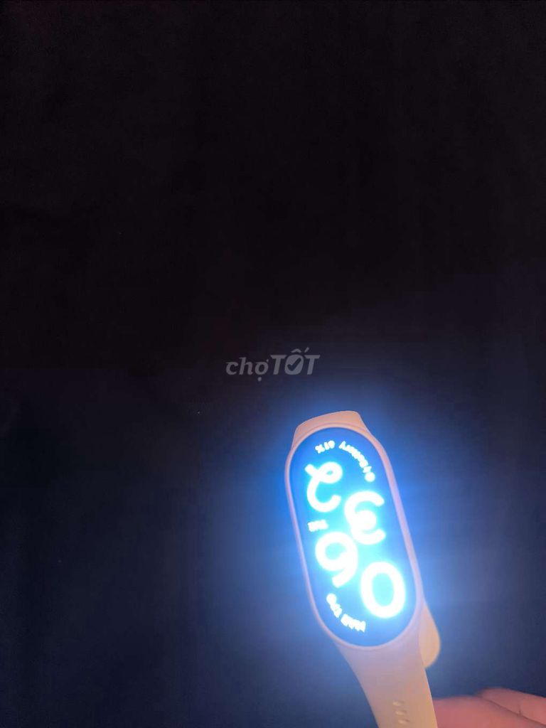 Xiaomi Mi Band 10 Gốm Trắng. Mua bán Thiết bị đeo thông minh tại Thành phố Thủ Dầu Một Bình Dương được đăng bởi THÀNH hình 1