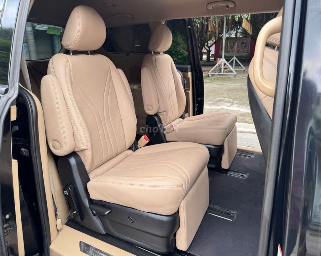 Sedona 2020 2.2 DAT Deluxe siêu mới. Mua bán Ô tô tại Quận 12 Tp Hồ Chí Minh được đăng bởi NHI Ô TÔ AN SƯƠNG hình 10