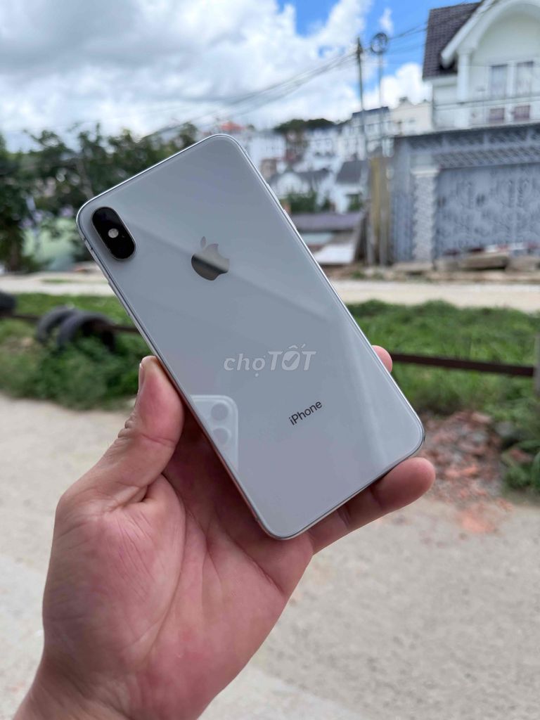 iPhone XS Max 64GB Bạc. Mua bán Điện thoại tại Thành phố Đà Lạt Lâm Đồng được đăng bởi LỘC ĐÀ LẠT hình 1