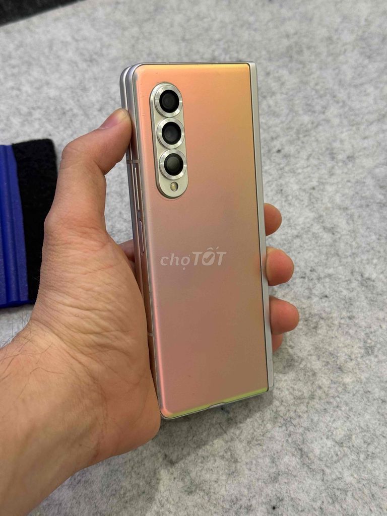 Samsung Galaxy Fold3 12GB/512GB bạc. Mua bán Điện thoại tại Quận 3 Tp Hồ Chí Minh được đăng bởi 2 Hand STORE  hình 1