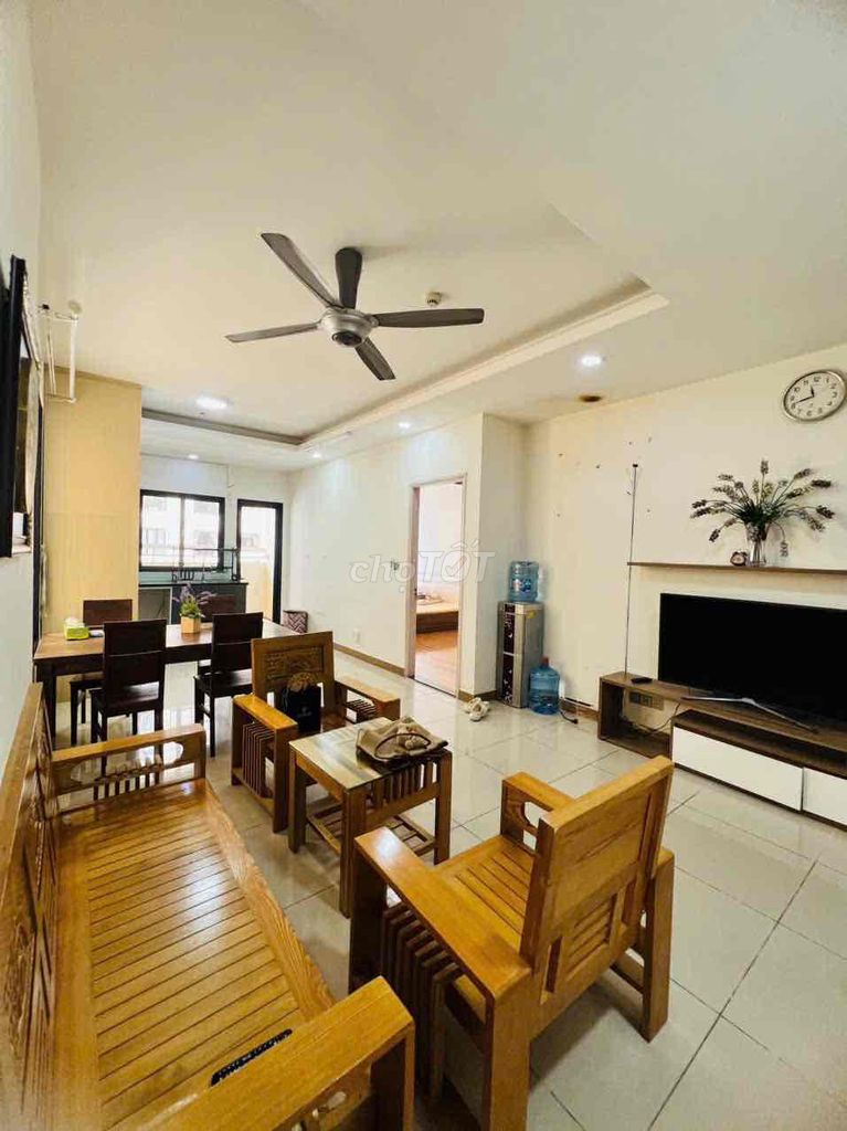 Rent · 2 bd · 90 м² · Quận 7, ул. Đường 15B