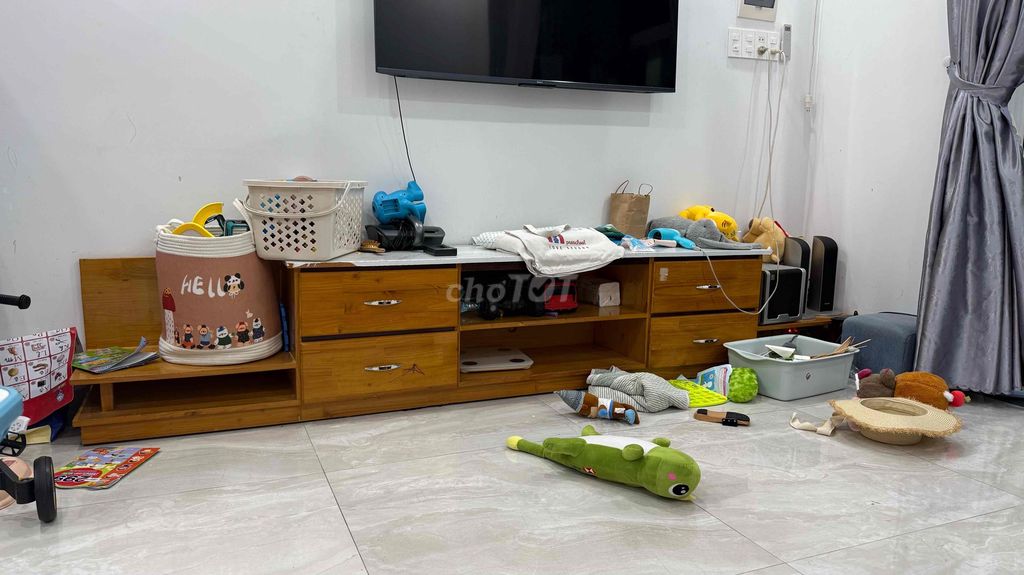 Kệ tivi Gỗ Nâu Hiện đại Ngăn kéo. Mua bán Tủ, kệ gia đình tại Quận Cẩm Lệ Đà Nẵng được đăng bởi Hung hình 1