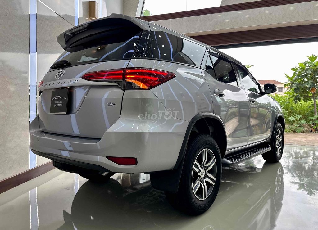 Toyota Fortuner 2.4G MT 2017 - 66.000km 1 đời chủ. Mua bán Ô tô tại Quận Bình Tân Tp Hồ Chí Minh được đăng bởi Hai Tran Auto hình 4