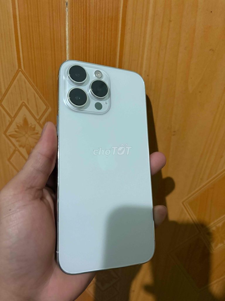 iPhone 14 Pro Max 128GB Trắng VN/A. Mua bán Điện thoại tại Thị Xã Buôn Hồ Đắk Lắk được đăng bởi Táo Khuyết hình 1