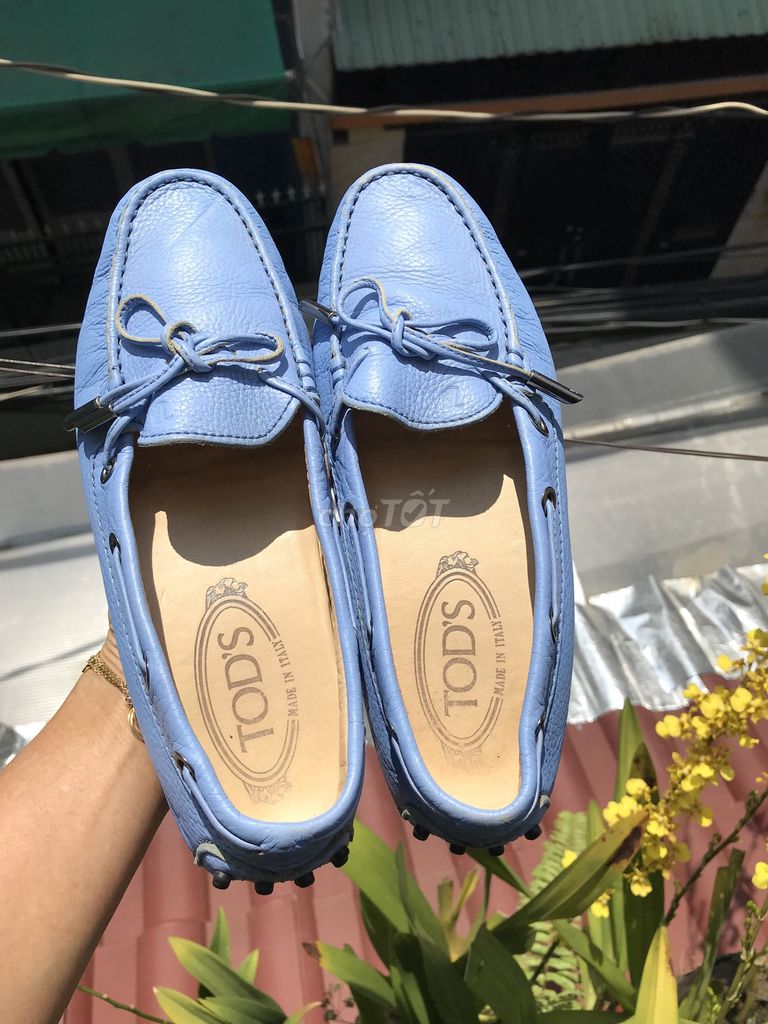 Giày lười nữ hiệu Tót chính hãng da thật. Mua bán Giày dép tại Quận Tân Bình Tp Hồ Chí Minh được đăng bởi Phương Anh hình 1