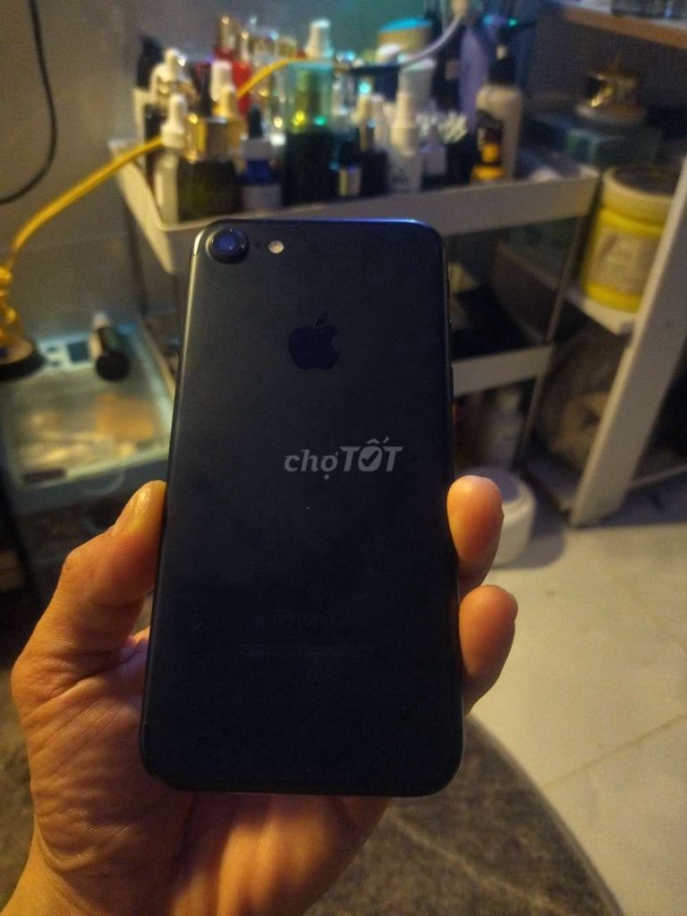 iPhone 7 256GB Đen Quốc tế. Mua bán Điện thoại tại Thành phố Nha Trang Khánh Hòa được đăng bởi Anh Trần  hình 1