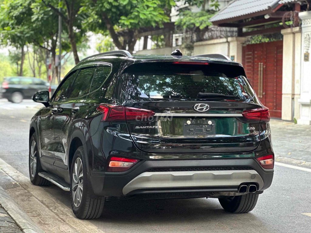 Hyundai Santafe 2.2D tiêu chuẩn sx 2021 siêu đẹp. Mua bán Ô tô tại Quận Cầu Giấy Hà Nội được đăng bởi Cao Quý hình 5