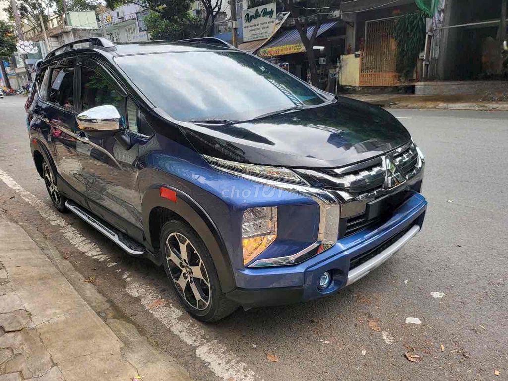 Mitsubishi Xpander Cross 2021 1.5AT Xanh đen. Mua bán Ô tô tại Quận 11 Tp Hồ Chí Minh được đăng bởi Thiên Kiệt hình 2