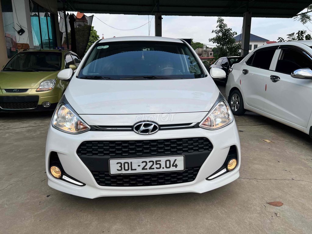 Hyundai Grand i10 2017 Автомат Белый Импортный