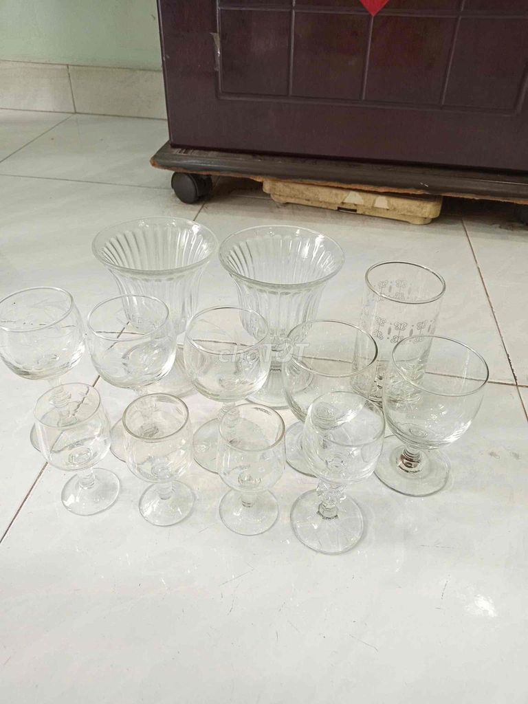 Bộ ly Thủy tinh 12 cái phong cách Cổ xưa. Mua bán Dụng cụ nhà bếp tại Quận Gò Vấp Tp Hồ Chí Minh được đăng bởi Công hình 1