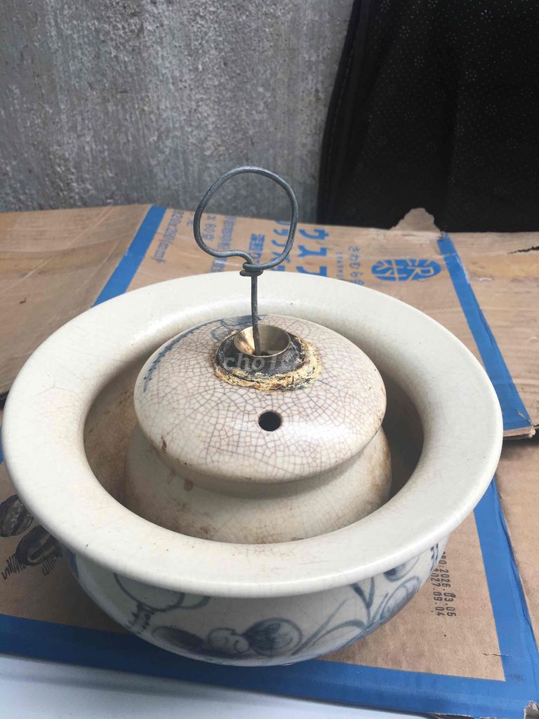 Điếu bát Gốm sứ Trắng xanh còn dùng tốt. Mua bán Đồ sưu tầm, đồ cổ tại Quận 7 Tp Hồ Chí Minh được đăng bởi Tâmphạm hình 1