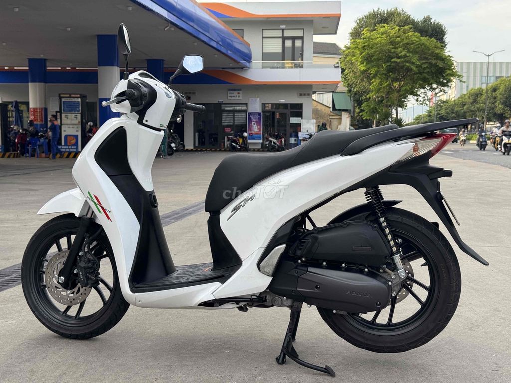 Hon Da SH 150 dk 2016 khoá smkay bs 43. Mua bán Xe máy tại Quận Cẩm Lệ Đà Nẵng được đăng bởi Duc Tran  hình 6