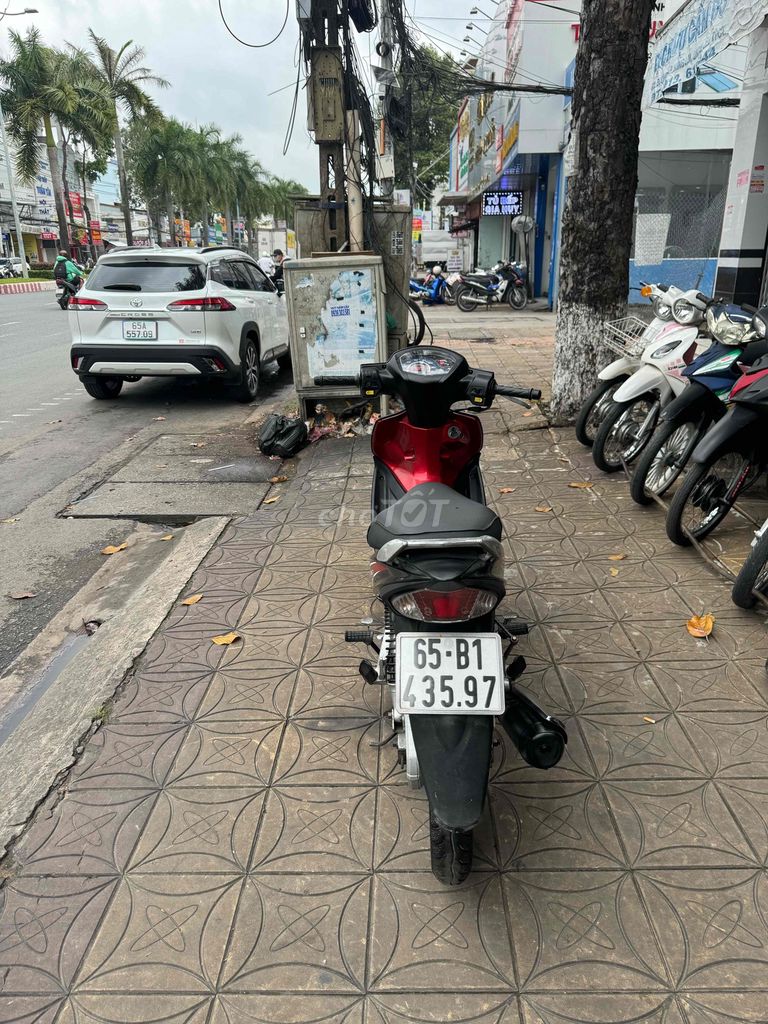 Suzuki Viva 115 Fi Đỏ đen. Mua bán Xe máy tại Quận Ninh Kiều Cần Thơ được đăng bởi DVCĐ Công Minh hình 6