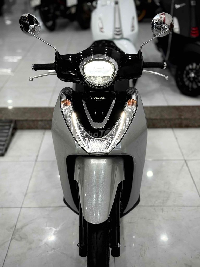 ShMode 2020 Lướt Chính chủ ký ( Hỗ trợ GÓP ) 🔥🔥. Mua bán Xe máy tại Thị xã Phú Mỹ Bà Rịa - Vũng Tàu được đăng bởi Cửa Hàng Xe Máy Phú Mỹ hình 10