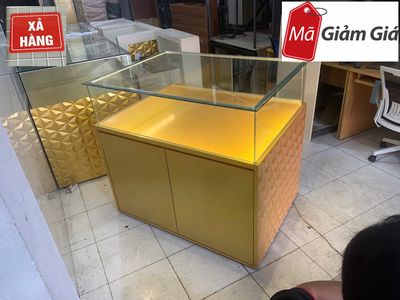 TỦ TRƯNG BÀY SẢN PHẨM_TỦ TRƯNG BÀY THANH LÝ_TỦ 4. Mua bán Tủ, kệ gia đình tại Quận 11 Tp Hồ Chí Minh được đăng bởi Hàng Thanh Lý 268