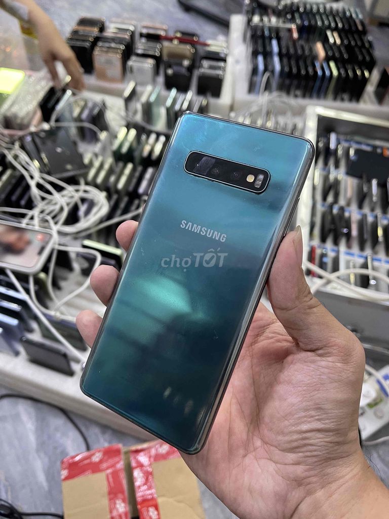 Samsung Galaxy S10+ 128GB Xanh. Mua bán Điện thoại tại Quận 4 Tp Hồ Chí Minh được đăng bởi Quốc Đạt 888 hình 1