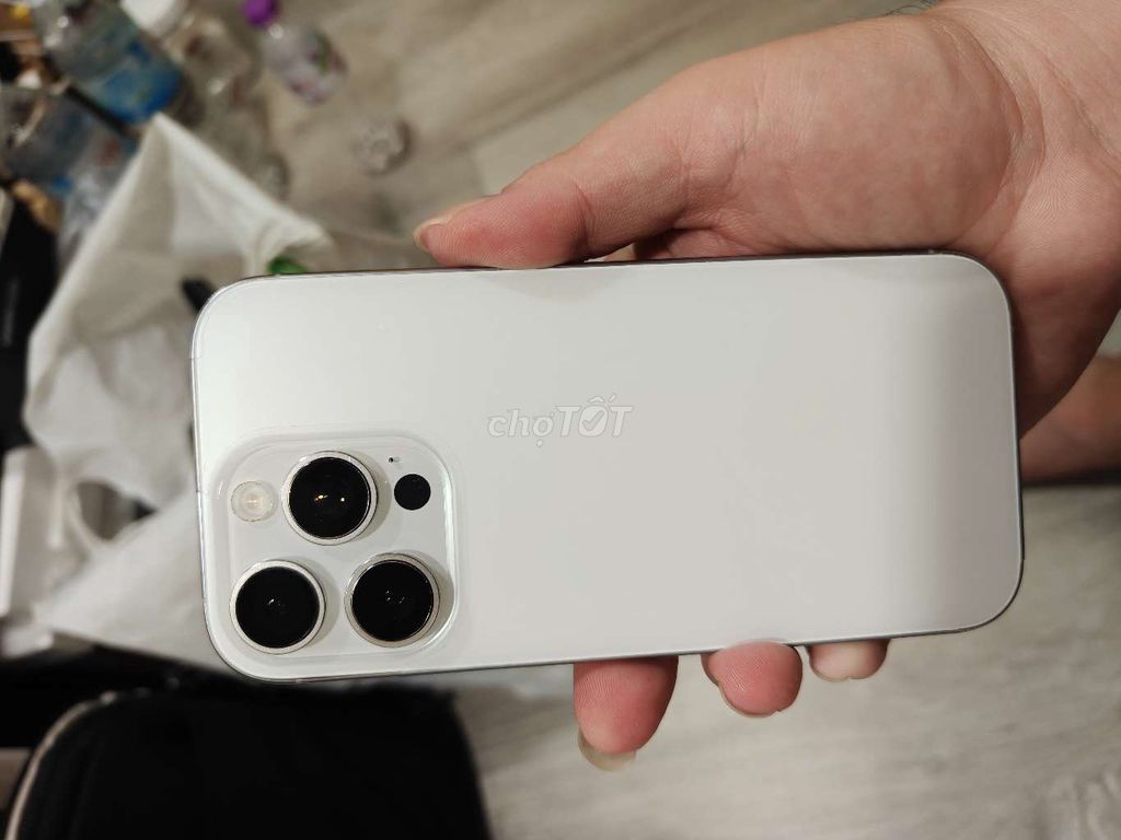iPhone 16 Pro 128GB Vn/a có khay sim pin 89% có gl. Mua bán Điện thoại tại Quận 5 Tp Hồ Chí Minh được đăng bởi Strawberry Táo hình 1