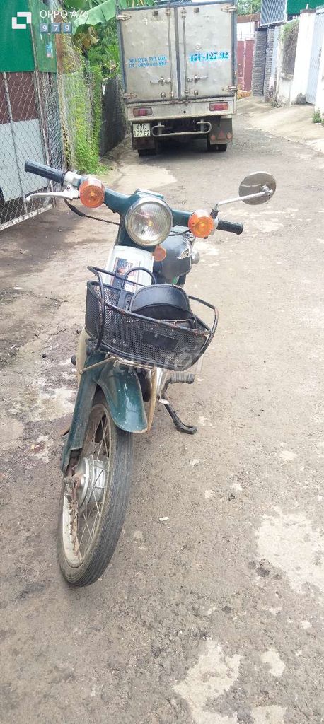 Cần bán chiêc cub cổ đang chạy bình thường. Mua bán Xe máy tại Thành phố Buôn Ma Thuột Đắk Lắk được đăng bởi trần anh hình 1
