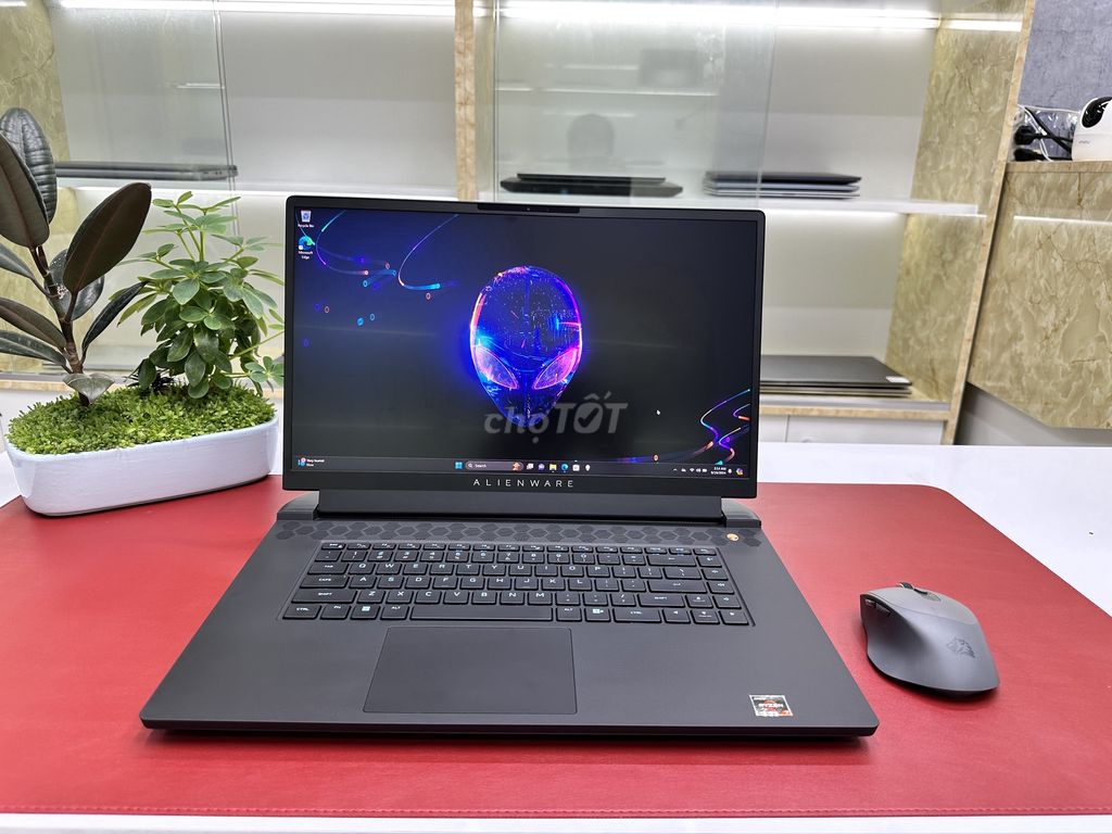 Alienware M17 R5 Like New 99% , Cấu hình khủng..