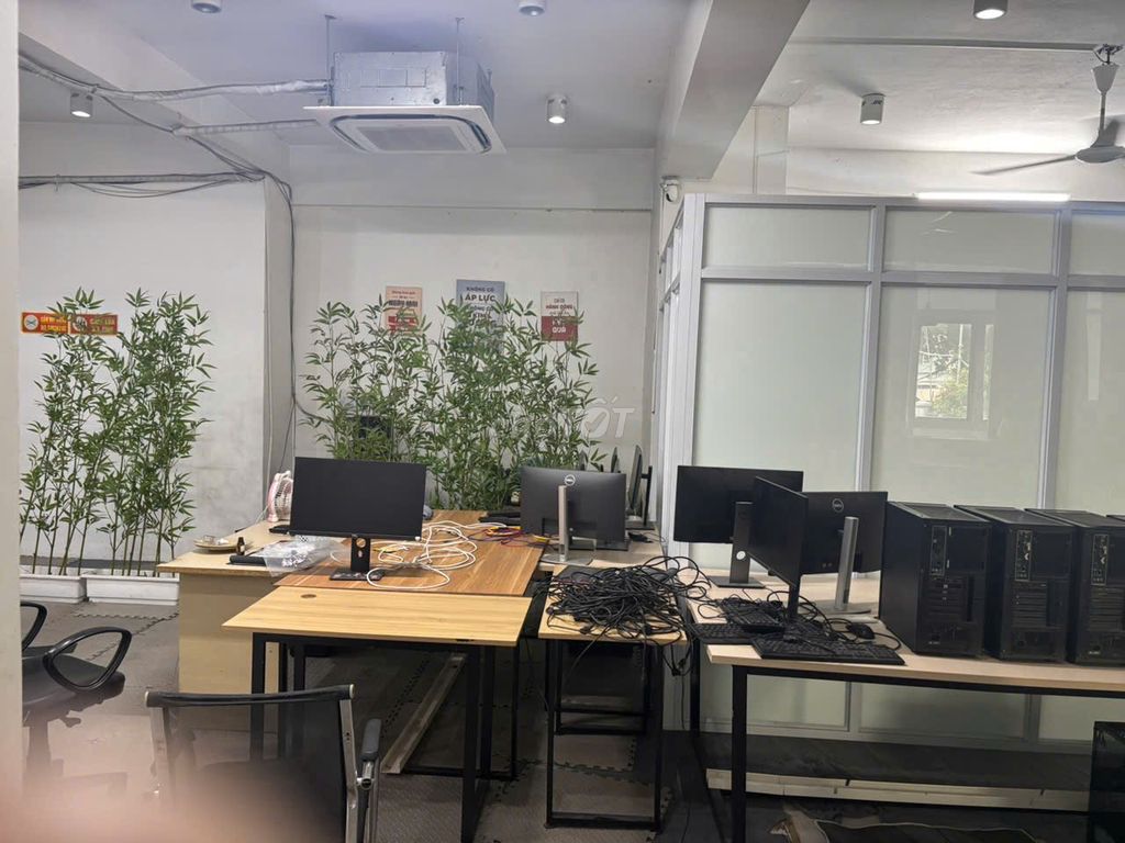Cho thuê mặt bằng làm kinh doanh , văn phòng, công ty...