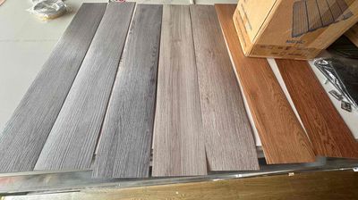 SÀN NHỰA VÂN GỖ CÓ SẴN KEO. Mua bán Nội thất, đồ gia dụng khác tại Thành phố Thủ Đức Tp Hồ Chí Minh được đăng bởi Nhẫn Wallpaper