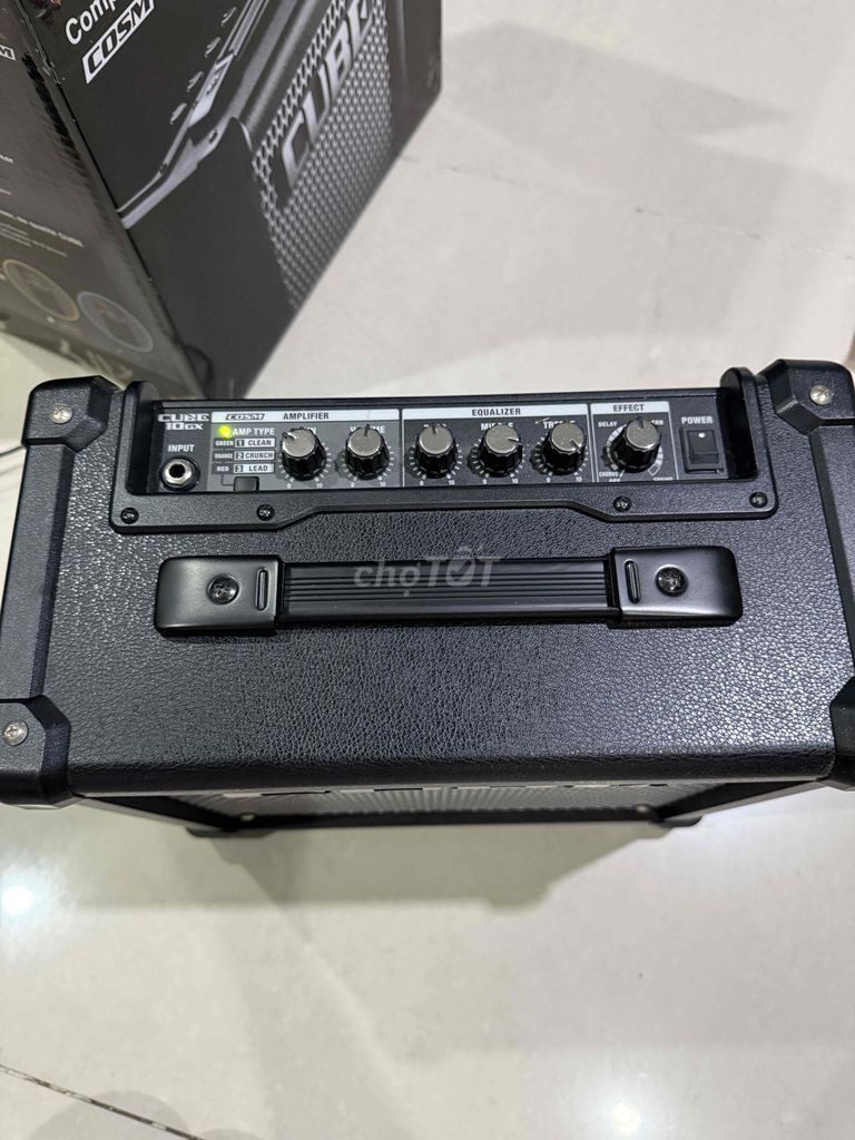 amplifier roland cube 10gx ,đàn guitar điện legend