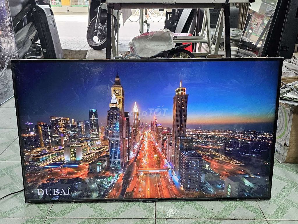 QLED 4K Samsung 43"- 43Q60T. Cao Cấp - Siu Nét 99%. Mua bán Tivi, Âm thanh tại Huyện Hóc Môn Tp Hồ Chí Minh được đăng bởi Chinh Anh hình 1