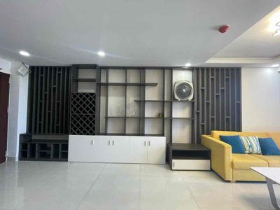 Аренда · 3 комн. · 100 м² · Quận Sơn Trà, ул. Đường Ngô Quyền