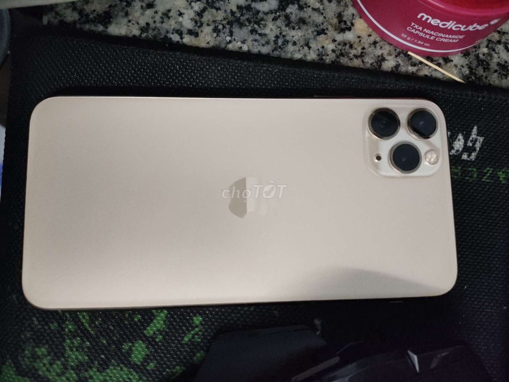 Apple iPhone 11 Pro Max 64GB Vàng lock ios 16 jb. Mua bán Điện thoại tại Quận Thanh Khê Đà Nẵng được đăng bởi long phan hình 1