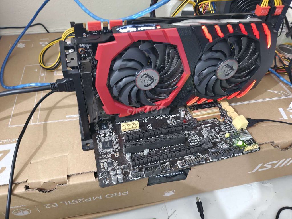 Card đồ họa MSI GTX 1070 Gaming X. Mua bán Linh kiện (RAM, Card...) tại Huyện Tiên Du Bắc Ninh được đăng bởi Xuan Linh hình 1