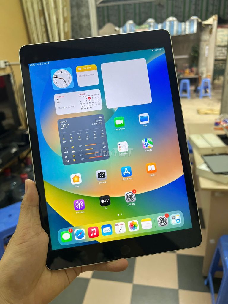 Apple iPad Gen 9 64GB Bạc. Mua bán Máy tính bảng tại Quận Đống Đa Hà Nội được đăng bởi NHẬT LỆ CAMERA hình 1