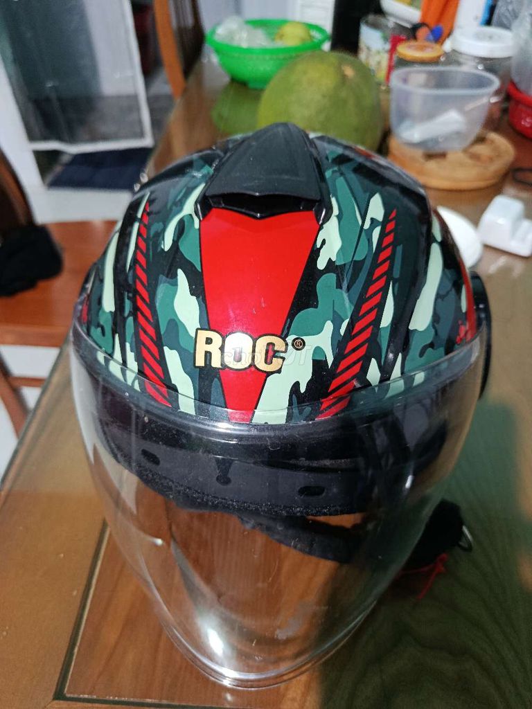 Mũ bảo hiểm ROC Rằn ri. Mua bán Phụ kiện thời trang khác tại Huyện Nhơn Trạch Đồng Nai được đăng bởi Tài Bùi Đỗ Thành hình 1