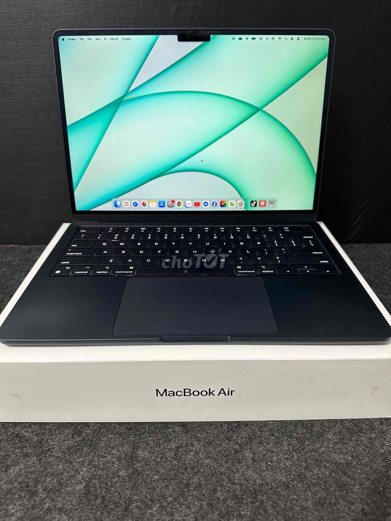 Apple Macbook Air M2 16GB/256GB Đen. Mua bán Laptop tại Thành phố Dĩ An Bình Dương được đăng bởi Tuấn Tuấn hình 1