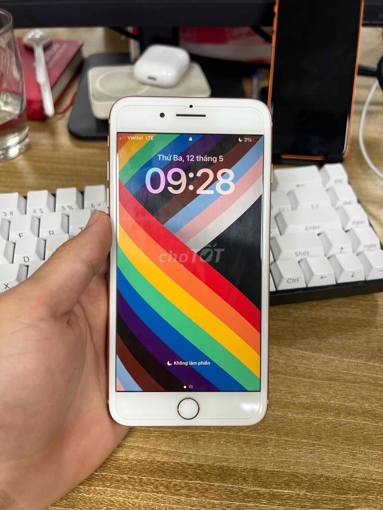 Apple iPhone 8 Plus qte 64GB Vàng gold. Mua bán Điện thoại tại Quận Nam Từ Liêm Hà Nội được đăng bởi Duy CV Tư Vấn BĐS hình 1