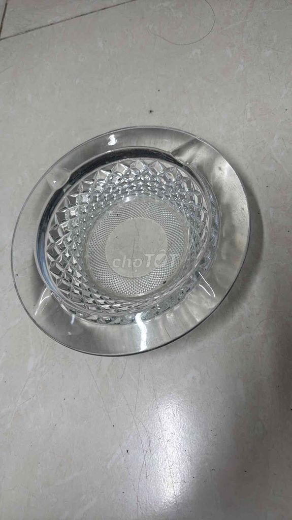 Gạt tàn thủy tinh trong suốt dày nặng. Mua bán Nội thất, đồ gia dụng khác tại Quận Hoàng Mai Hà Nội được đăng bởi nguyễn thị chinh hình 1