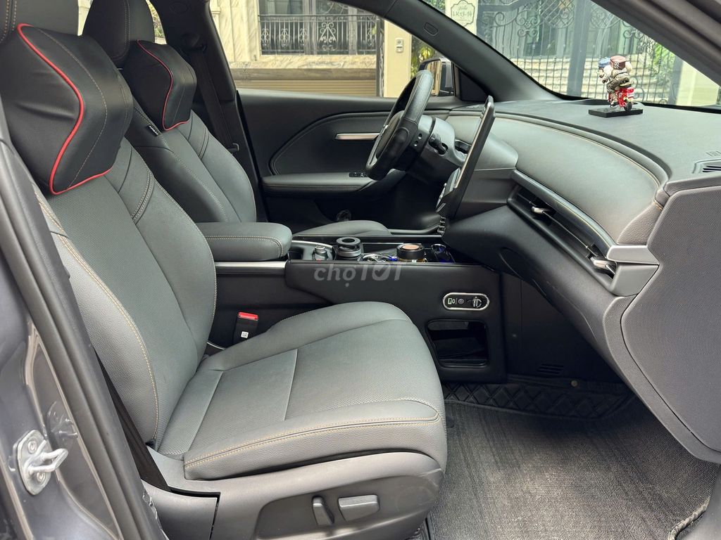 VinFast VF 6 Plus mua pin 2025. Mua bán Ô tô tại Quận Long Biên Hà Nội được đăng bởi PHÚC LÂM  AUTO hình 18