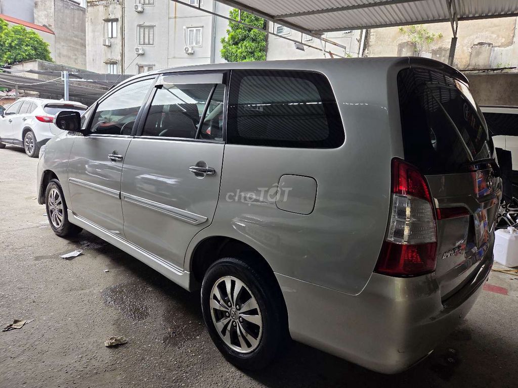 Toyota Innova 2015 2.0E Bạc. Mua bán Ô tô tại Quận Hoàng Mai Hà Nội được đăng bởi Xe Gia Minh hình 4
